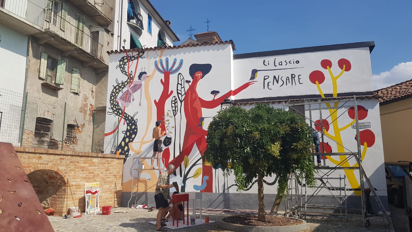 Murale "Ti lascio pensare" 